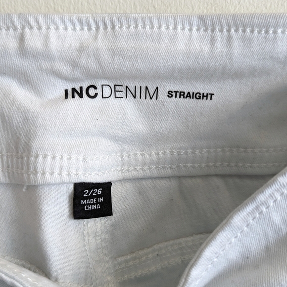 INC International Concepts Women's Mid Rise Ripped Straight-Leg Pull-On Jeans - Picture 4 of 6